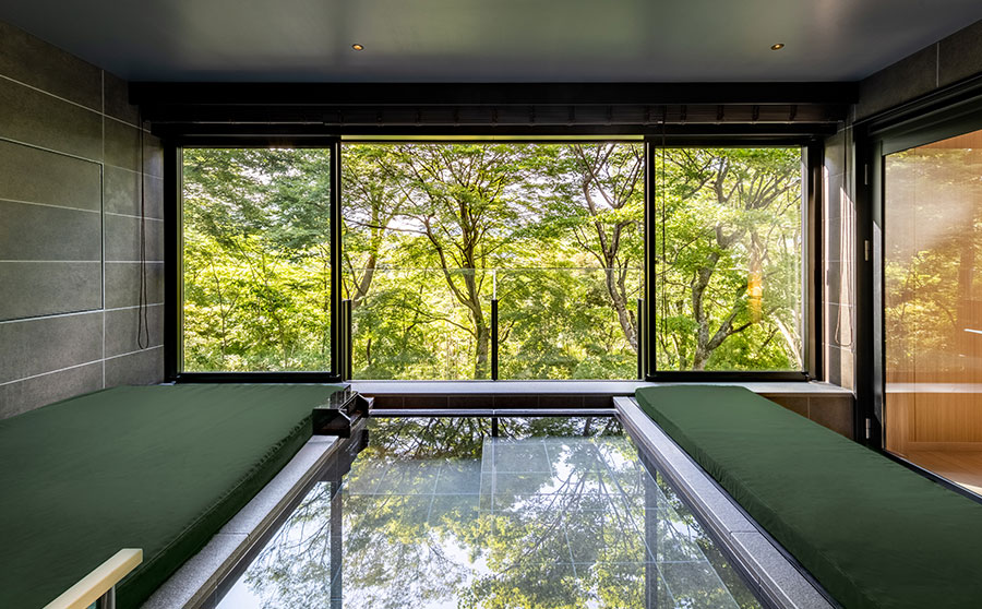 Enjoy a hot spring bath in your room