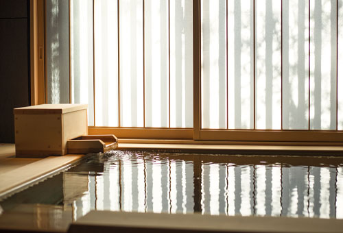 Hot spring bath in your room